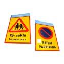 Plastskylt Dubbelsidig Kör sakta / Privat parkering 30x40cm